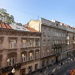 2 Isolated Bedrooms In The Austrian Building Levia 3 *