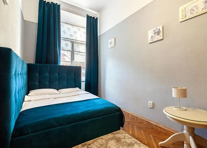 2 Isolated Bedrooms In The Austrian Building Levia 3 דירה *