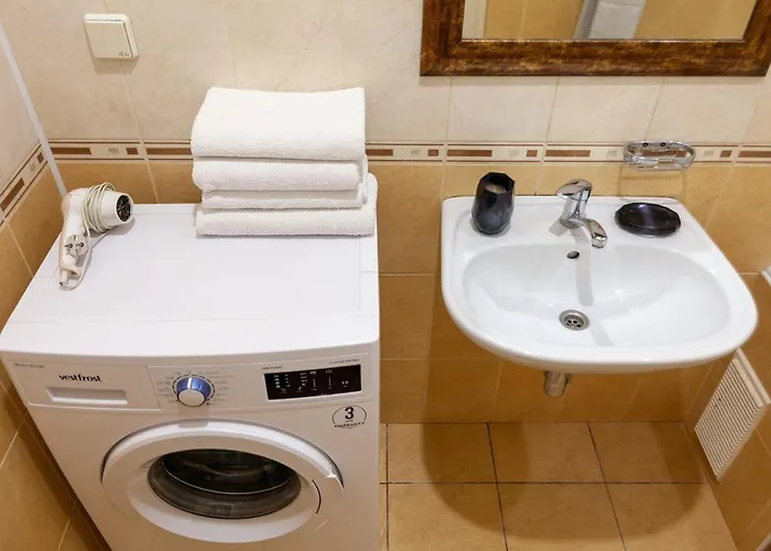 2 Isolated Bedrooms In The Austrian Building Levia 3 דירה לבוב