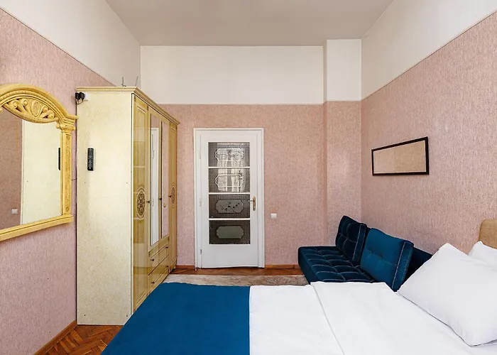 Apartament 2 Isolated Bedrooms In The Austrian Building Levia 3 *