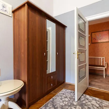 아파트 2 Isolated Bedrooms In The Austrian Building Levia 3 리비프