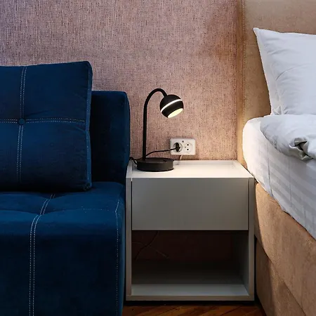 2 Isolated Bedrooms In The Austrian Building Levia 3 아파트 리비프